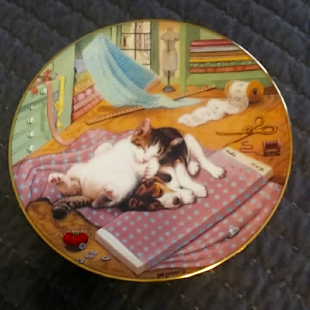 Vintage Cat collector plate from the Bradford Exchange Hamilton collection
